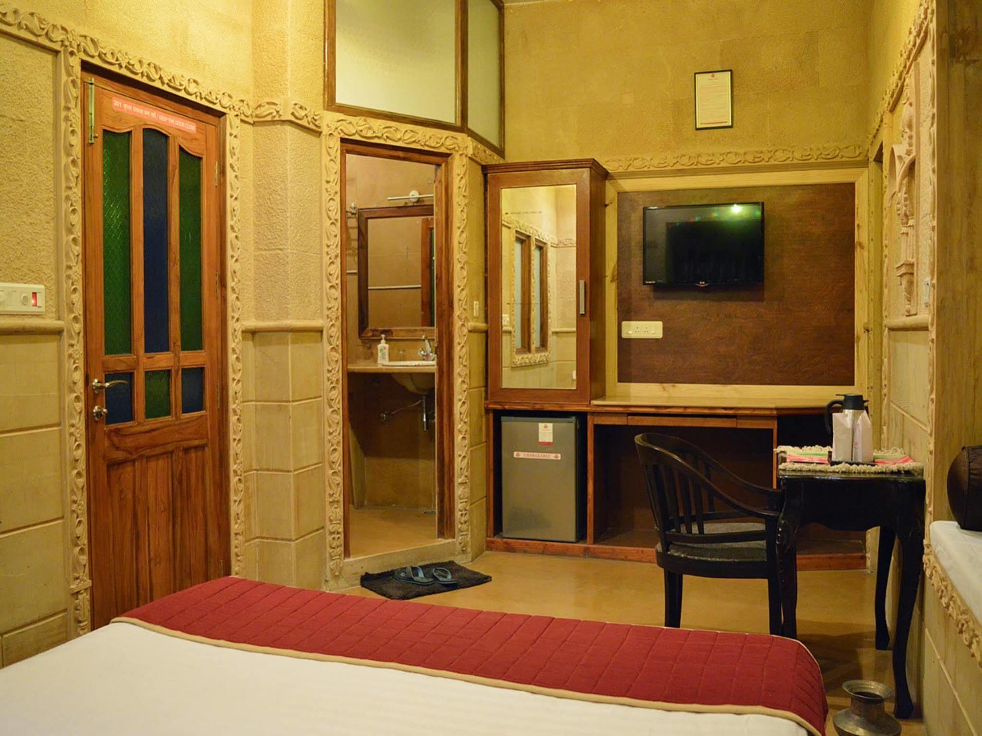 Hotel Jessulkot Jaisalmer Exterior photo